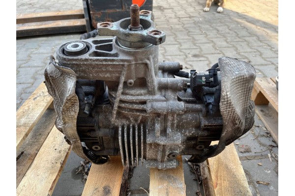 Rear differential Alfa Romeo Giulia 4460410166 Catalog number of substitutes 552760260