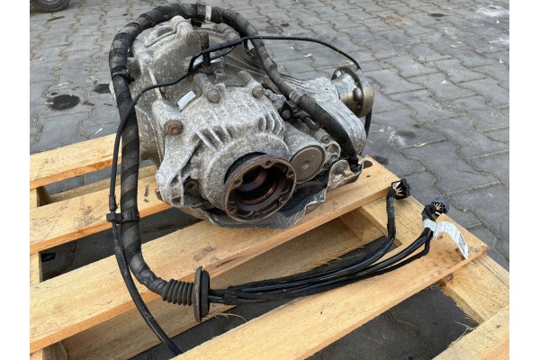 Rear differential Alfa Romeo Stelvio 4460410166 Car type 4x4 SUV