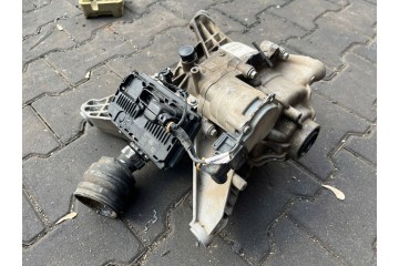 Rear differential Land Rover Discovery 5 K8D24N053 Catalog number of the part K8D24N053