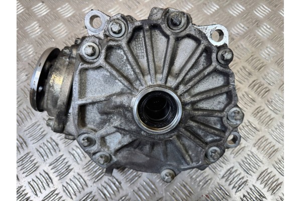 Front differential Mercedes Benz C W205 2213307400 Catalog number of the part 2213307400