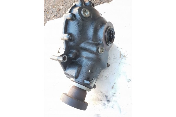 Front Differential Front Land Rover Range Rover L322 S814050269450Q Part manufacturer Land Rover OE