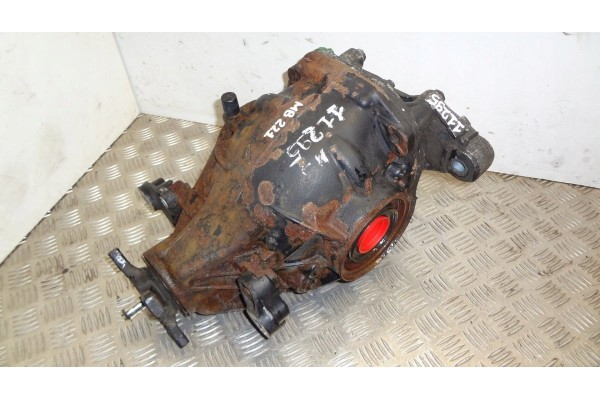 Rear axle differential MERCEDES BENZ S CLASS W221 2005 2013 A2213503914 Part manufacturer Mercedes Benz OE