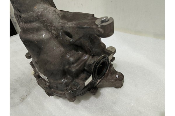 Rear differential Ford Mustang VI JR3W4017AA Car type passenger cars
