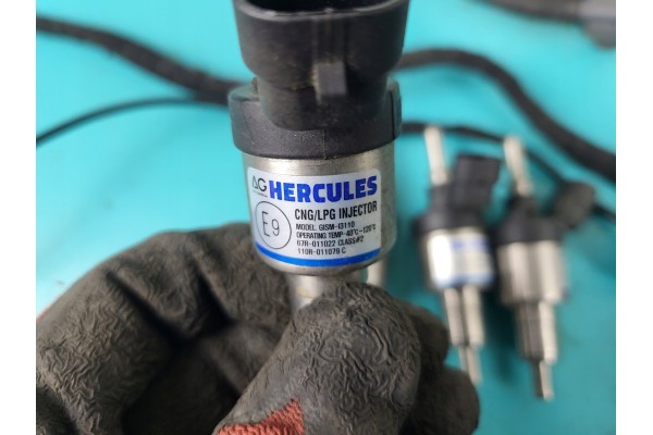 GAS INSTALLATION LPG KME NEVO SKY MAX 4 CYLINDY HERCULES Car type 4x4 SUV passenger cars