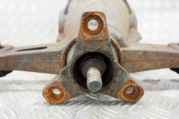 Rear reducer LEXUS GS _L 4111053310 2 5L hybrid 133kW 2015 Catalog number of the part 4111053310