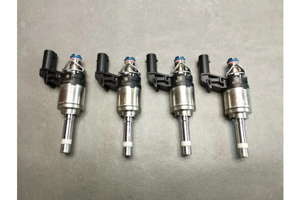 OE VAG PETROL INJECTOR AUDI A1 1 0 15 Catalog number of the part 04E906036AL
