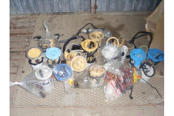 FUEL PUMP MODULE AUDI A4 08 16