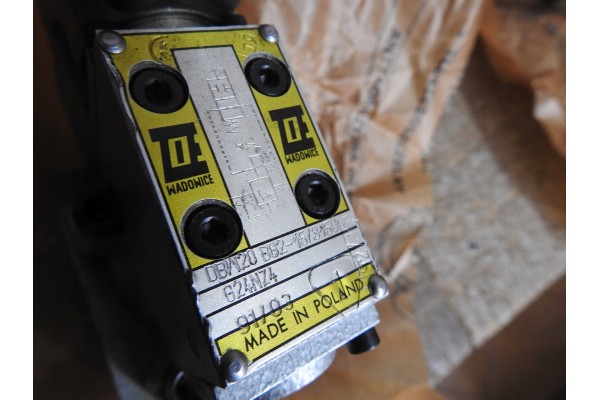 Hydraulic valve DBW 20 Ponar Wadowice Star 660 crane ZSH 6 R 061 Car type undefined trucks