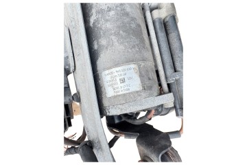 AIR SUSPENSION COMPRESSOR MERCEDES W213 A2133200104 SET Part manufacturer Mercedes Benz OE