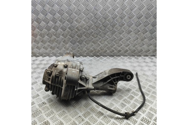 FRONT REDUCER MERCEDES BENZ GLE W166 4460060568 35413818 3 0L 190kw Part manufacturer Mercedes Benz OE