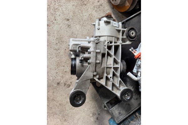 AUDI Q2 81A VW T ROC TYLNY MOST DYFER HALDEX 0BR525010S ORYGINA 22R Part manufacturer Volkswagen OE