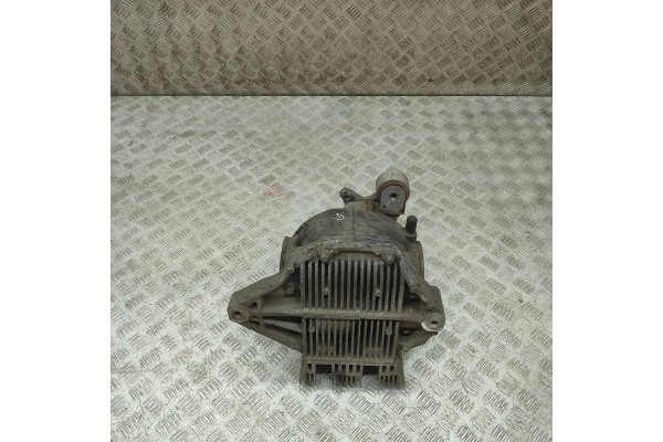 REAR REDUCER MERCEDES BENZ E W213 A2573506400 35179215 3 0L 320kw 2019 Catalog number of substitutes A2033510705