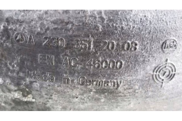 Rear differential Mercedes Benz E W211 A2303512008 Part manufacturer Mercedes Benz OE