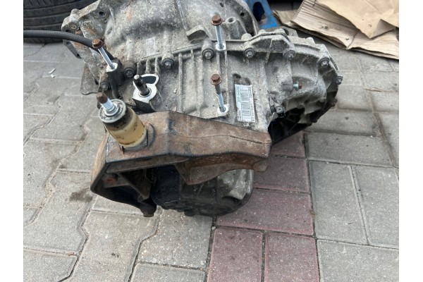 Renault Master II 2 5 DCI Trafic semi automatic gearbox 129k NEEDLE Part manufacturer Renault OE