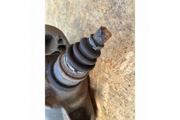 BMW F20 F22 F30 F31 F32 F33 F34 F36 Differential DIFFERENTIAL REAR BRIDGE 7589481 Catalog number of the original 071711292627000