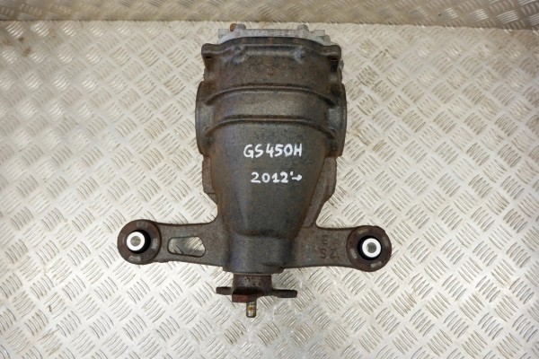 Rear reducer LEXUS GS _L 4111030B21 3 5L hybrid 217kW 2013 Part manufacturer Lexus OE