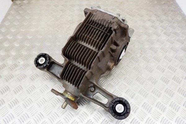 Reductor trasero LEXUS GS (L 4111030B21 3.5L híbrido 217kW 2013)