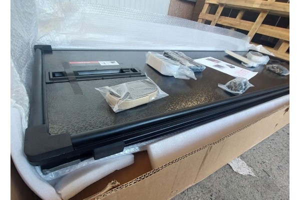 Cubierta rígida plegable RAMBOX para caja corta 5.7 Dodge Ram 1500 20