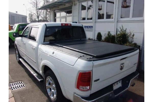 Cubierta rígida plegable RAMBOX para caja corta 5.7 Dodge Ram 1500 20