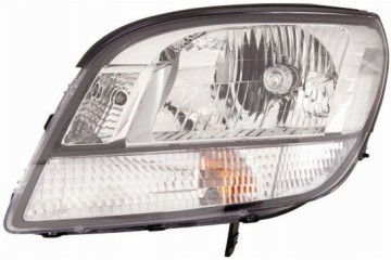 HEADLIGHT RIGHT CHEVROLET ORLANDO 02 11