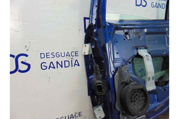 AZUL PUERTA TRASERA DERECHA MERCEDES-BENZ CLASE C (BM 203) BERLINA