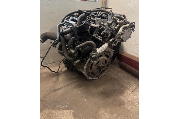 SILNIK PORSCHE MACAN 95B 2 0TFSI DKN Lift