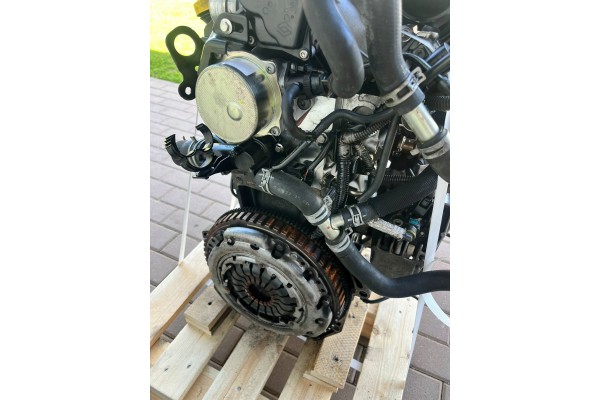 Engine Nissan Renault Dacia K9K C400 1 5D 2016r IV generation Engine type diesel