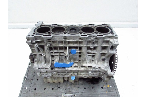 VOLVO S80 II V70 XC70 XC60 XC90 07 14 2 4 D5 ENGINE BLOCK BOTTOM WAL CONNECTING RODS Engine type diesel