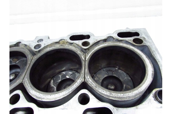 VOLVO S80 II V70 III XC70 XC60 XC90 07-14 2.4 D5 Juego de Bielas Infer