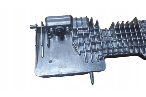 Kamera Szyby Przedniej Asystent Mercedes W206 W247 X243 OE A2479002816 NOWA Typ samochodu 4x4 SUV Samochody osobowe