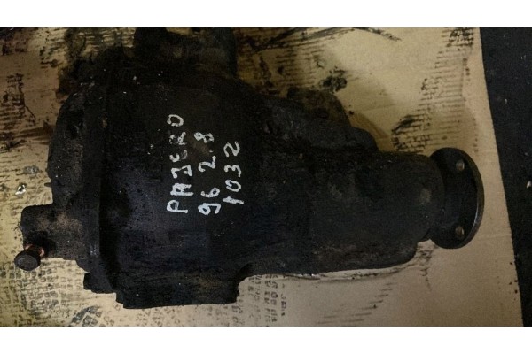 1996 Mitsubishi Pajero Front differential Catalog number of the part EQW57930