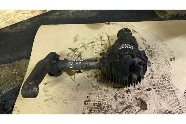 1996 Mitsubishi Pajero Front differential Car type 4x4 SUV