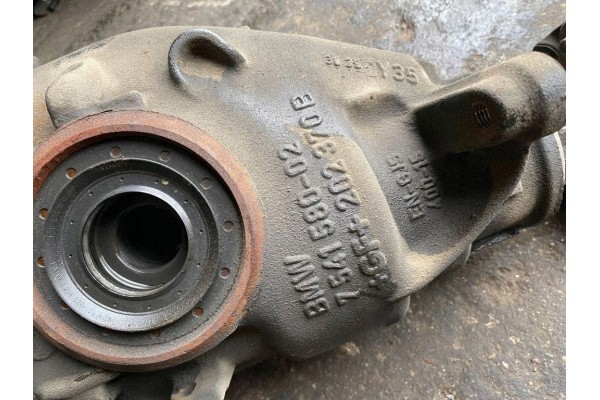 2013 BMW 3 F30 F35 F31 Rear differential 7599475 Catalog number of the part 7599475