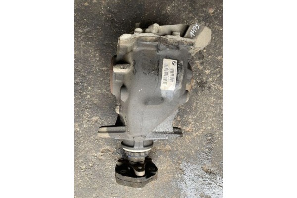 2013 BMW 3 F30 F35 F31 Rear differential 7599475 Catalog number of the original E27091