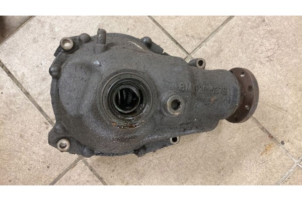 2010 BMW X3 E83 Front differential E2005379 Part manufacturer BMW OE