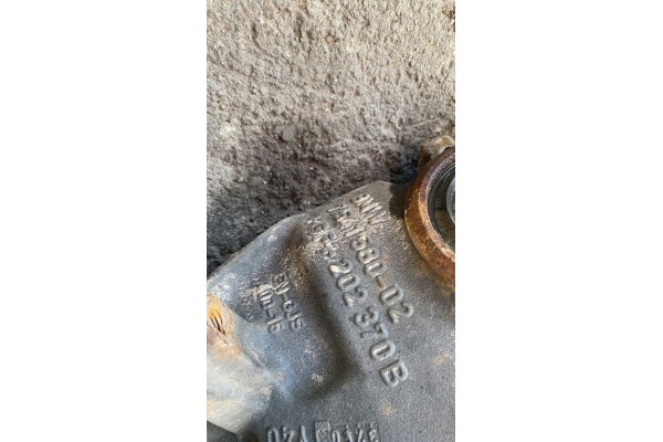 2013 BMW 3 F30 F35 F31 Rear differential 7624780 Catalog number of the part 7624780