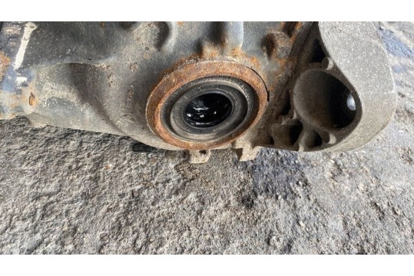 2013 BMW 3 F30 F35 F31 Rear differential 7624780 Car type passenger cars