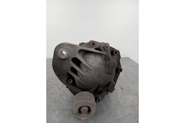 2011 BMW 5 F10 F11 Rear differential 7584450 Catalog number of the part 7584450