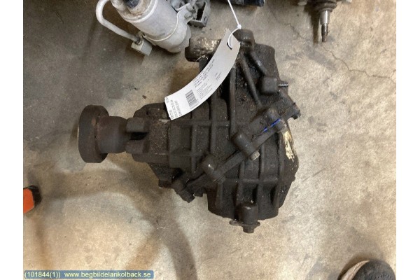 2002 Volvo XC70 Rear differential 8603681
