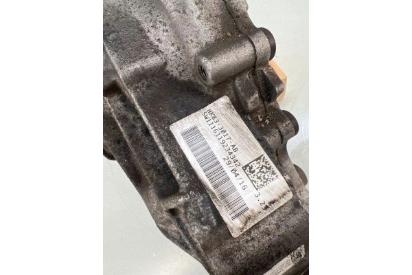 Front reducer JAGUAR F PACE X761 HK833017AB 3 0L diesel 221kW 2018 Catalog number of the original HK833017AB