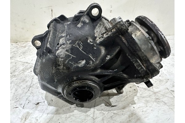 Front differential Mercedes Benz S W222 A2213350100 Installation side multipurpose