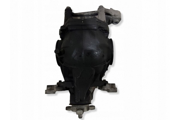 Rear differential Mercedes Benz S W222 A2220018 Car type passenger cars