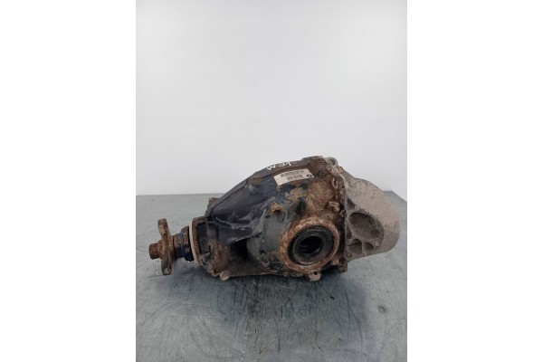 2013 BMW 3 F30 F35 F31 Rear differential 7599475