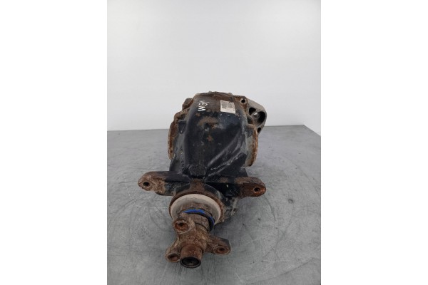 2013 BMW 3 F30 F35 F31 Rear differential 7599475 Part manufacturer BMW OE