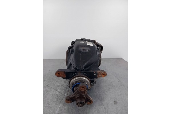 2013 BMW 3 F30 F35 F31 Rear differential 7599475 Part manufacturer BMW OE