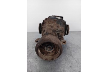 2009 BMW X3 E83 Rear differential 7575381 Catalog number of the part 7575381