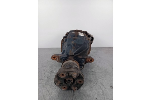 2016 BMW 3 F30 F35 F31 Rear differential 7605589