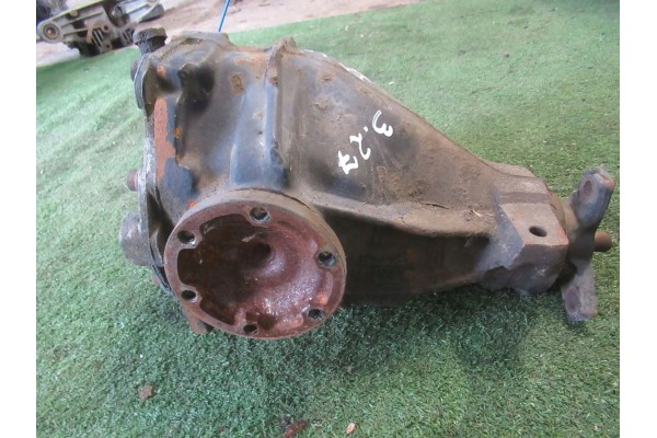 DYFER REAR BRIDGE MERCEDES 124 W124 3 27 Quality of parts according to GVO O original with manufacturer s logo OE