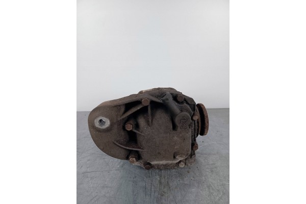 2011 BMW X1 E84 Rear differential 7592938 Catalog number of the part 7592938