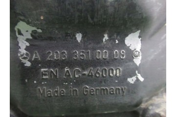 Diferencial trasero Mercedes C-Class W203 1.8 Compressor 271.946 A2033